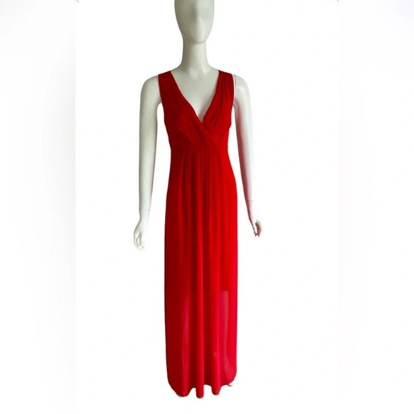 Cristina Gavioli maxi Red Sleeveless V-neck Pleated Front dress Size It 40 US 6 - Picture 1 of 8